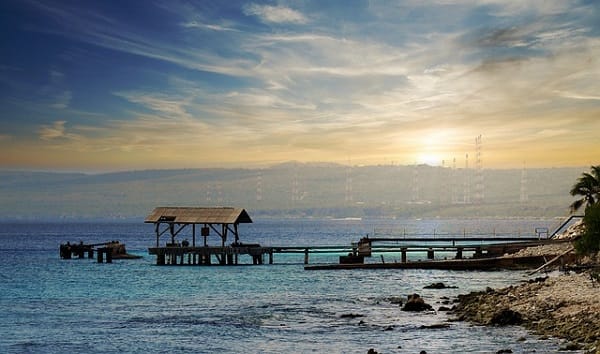 Dock over a beautiful dive site
