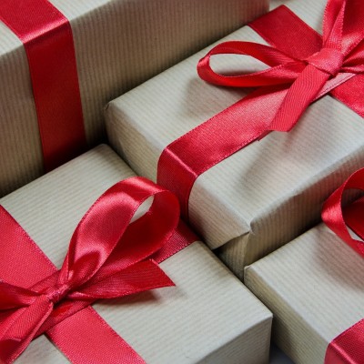 wrapped presents for scuba divers